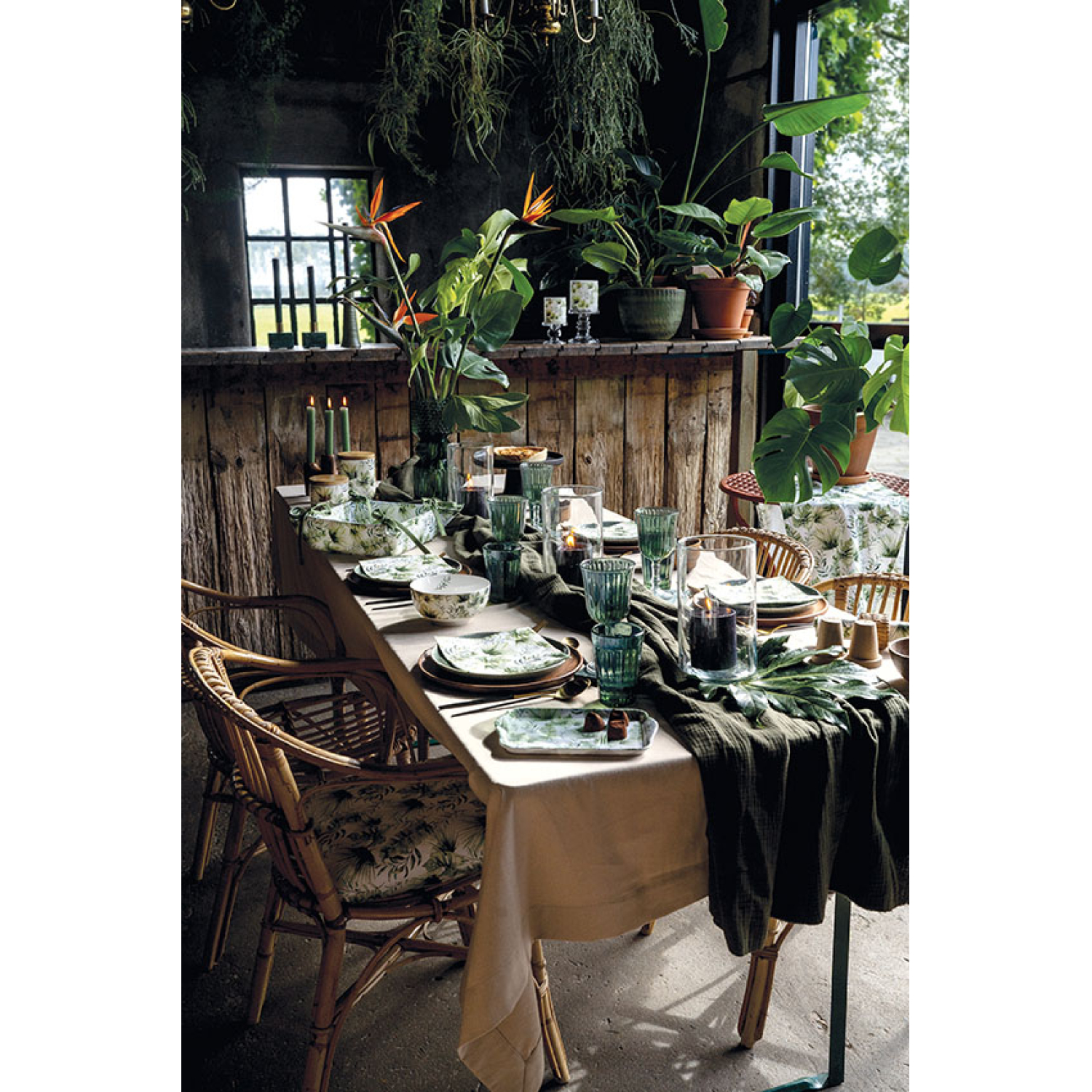 Тишлайфер  Jungle leaves white40х150см 