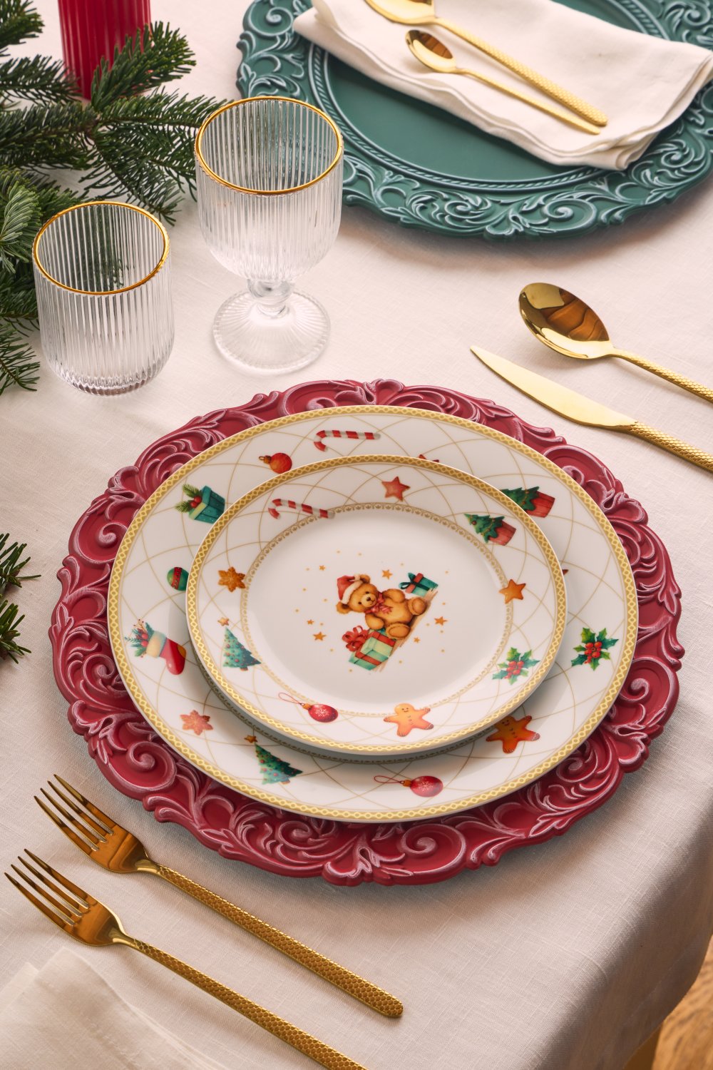 Сервиз за хранене 18 части Olimp. new christmas fairy tal